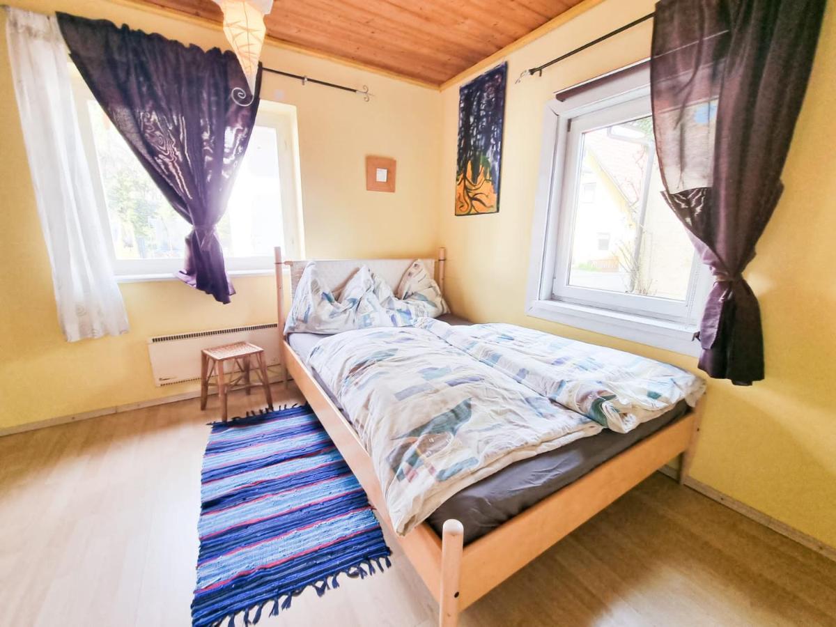 Ruhige Wohnung Mit Schoenem Eigengarten In Seeboden Am Millstaettersee Exterior photo